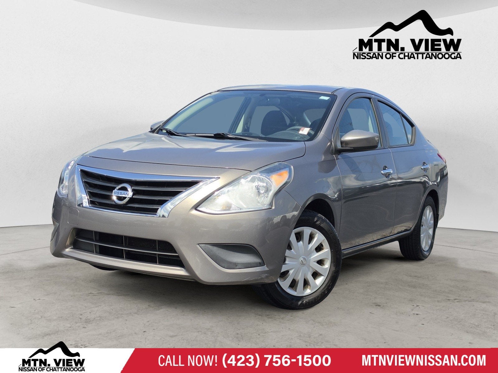 2016 Nissan Versa SV