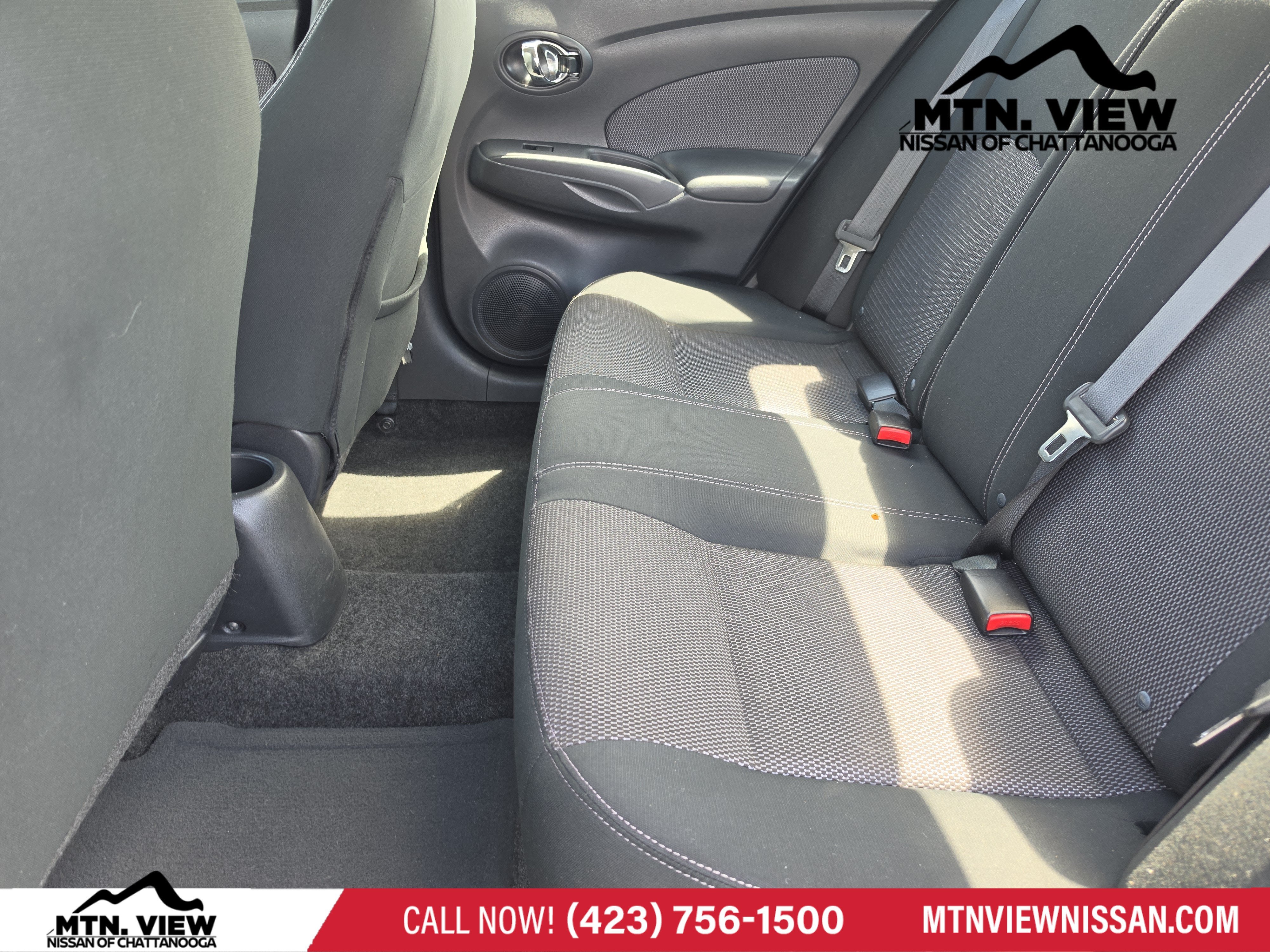 2016 Nissan Versa SV