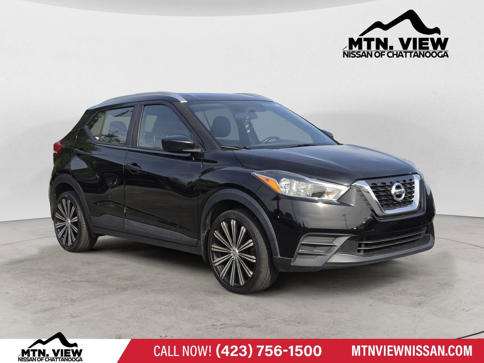 2019 Nissan Kicks S