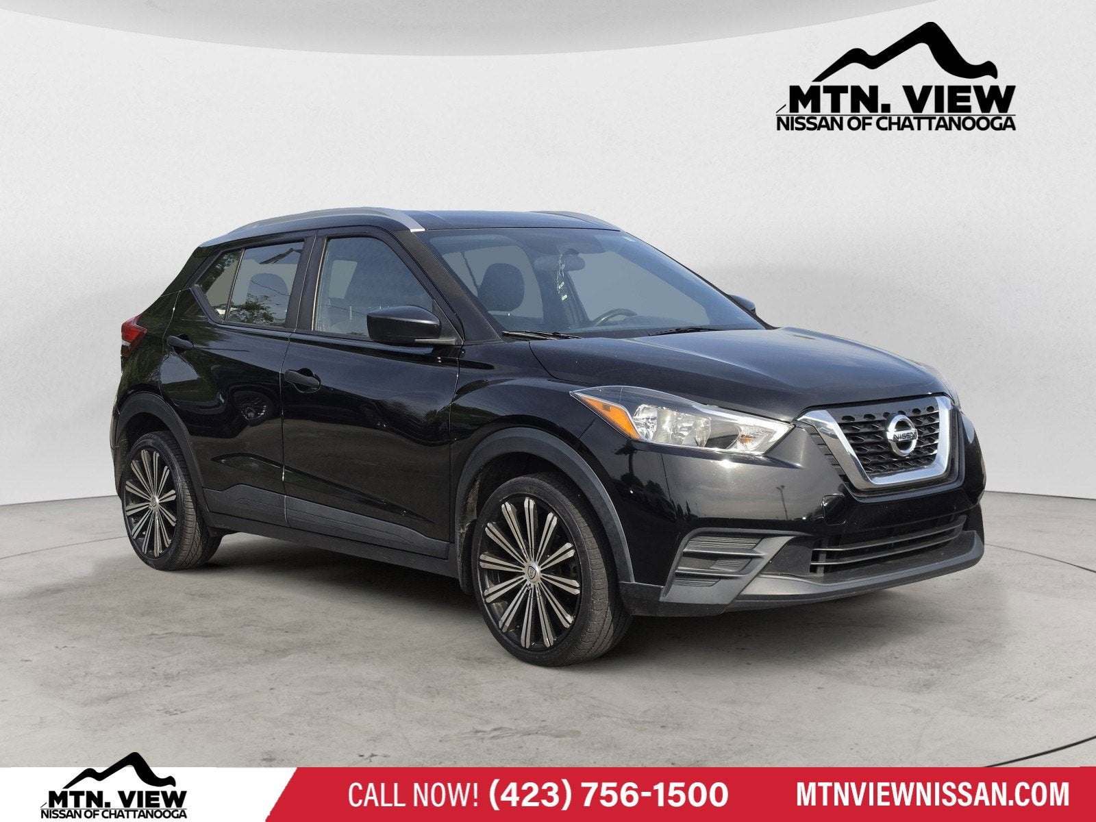 2019 Nissan Kicks S