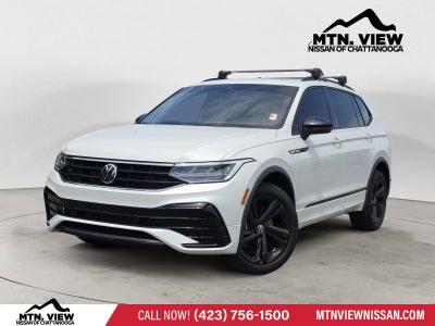 2023 Volkswagen Tiguan SE R-Line Black