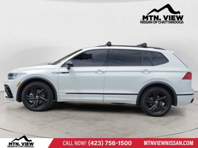 2023 Volkswagen Tiguan SE R-Line Black