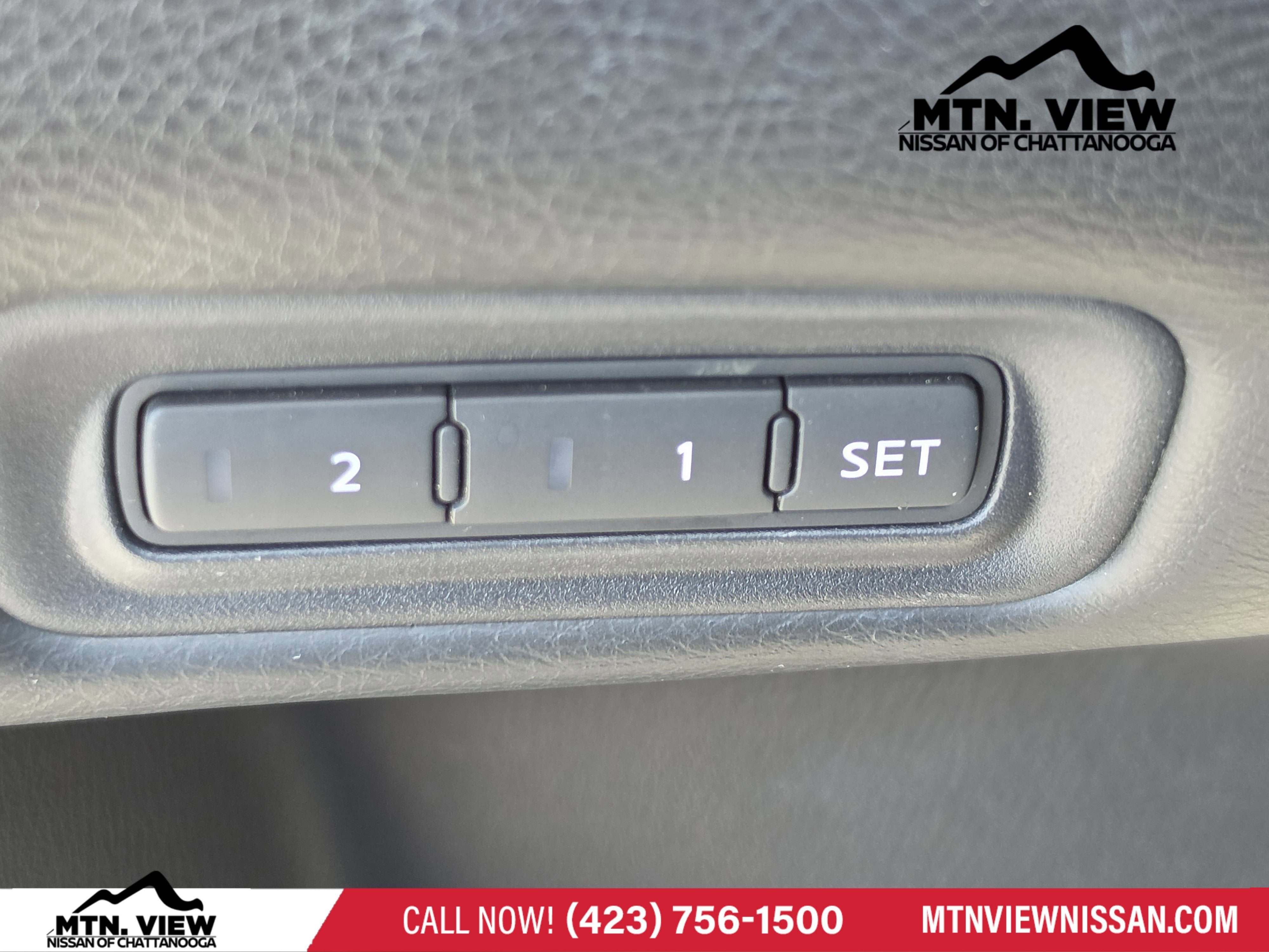 2014 Nissan Pathfinder SL
