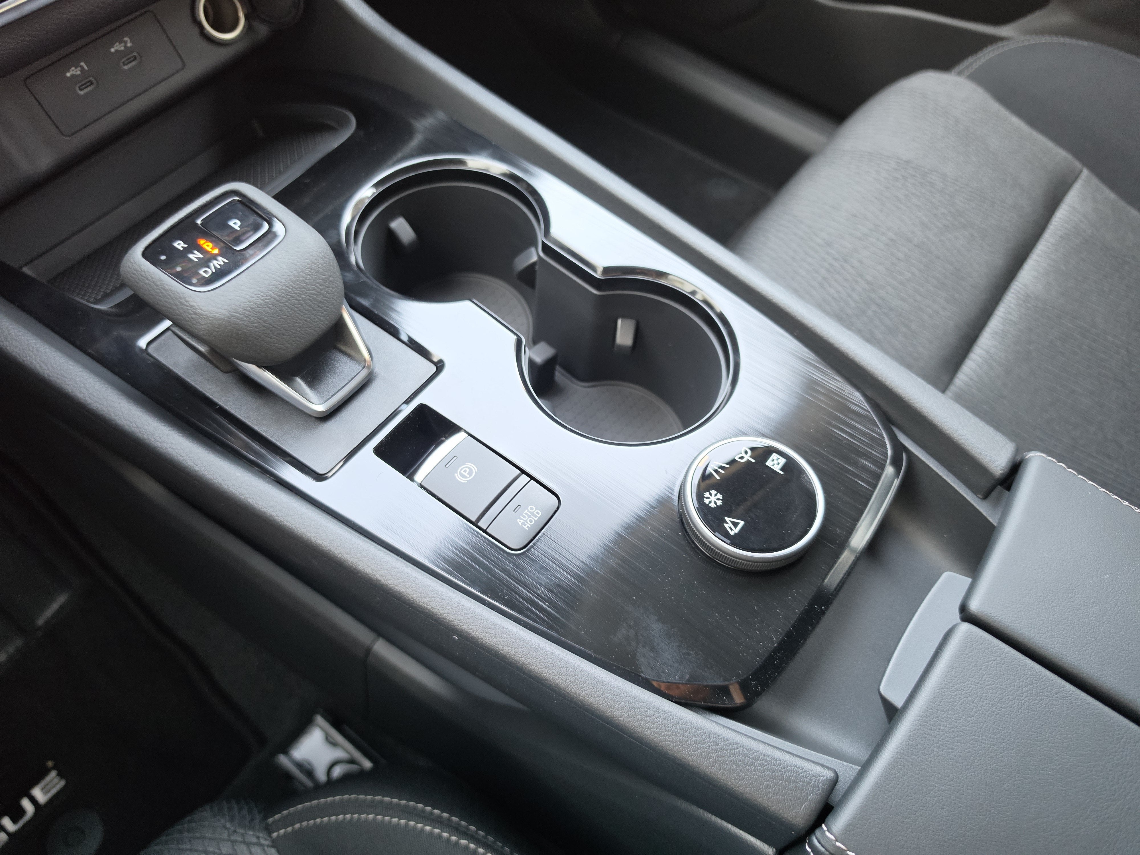 2027 Nissan Rogue SV