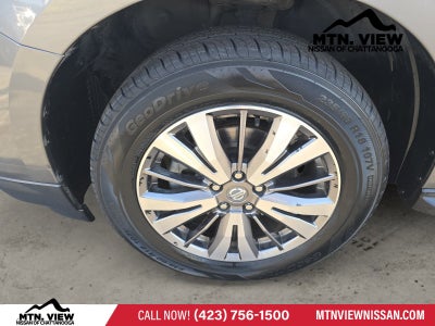 2020 Nissan Pathfinder SL