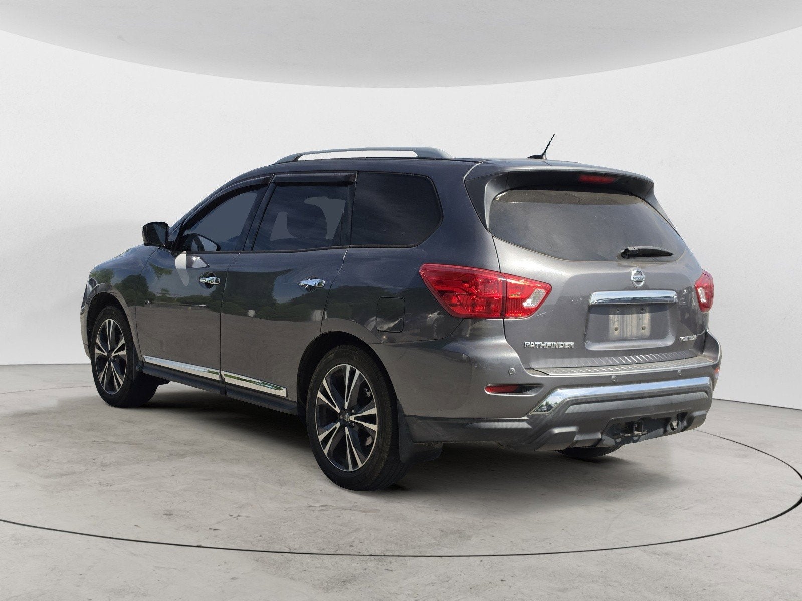 2017 Nissan Pathfinder Platinum