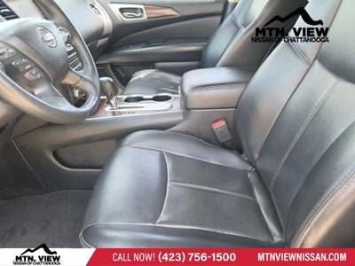 2017 Nissan Pathfinder Platinum