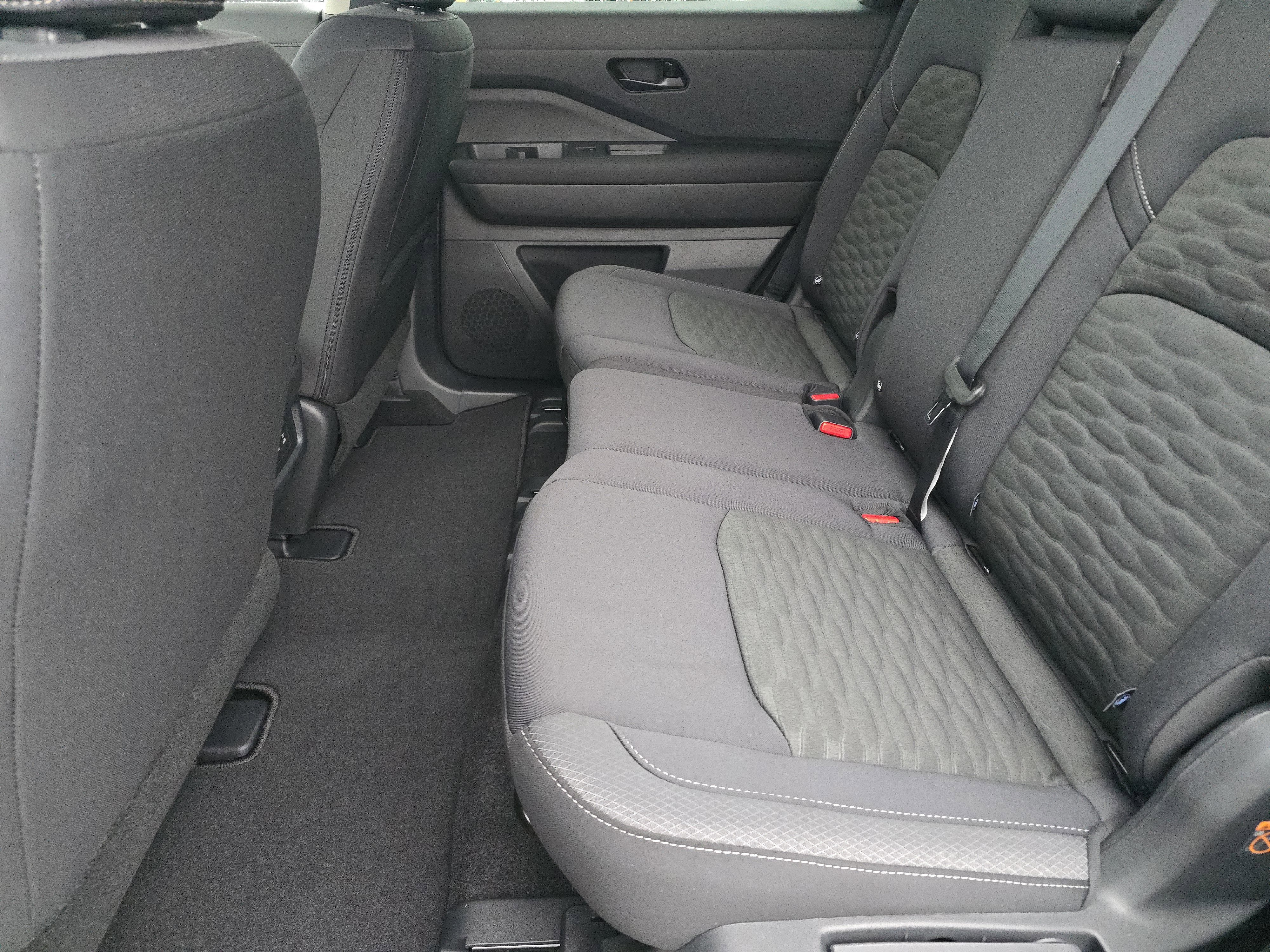 2026 Nissan Pathfinder S