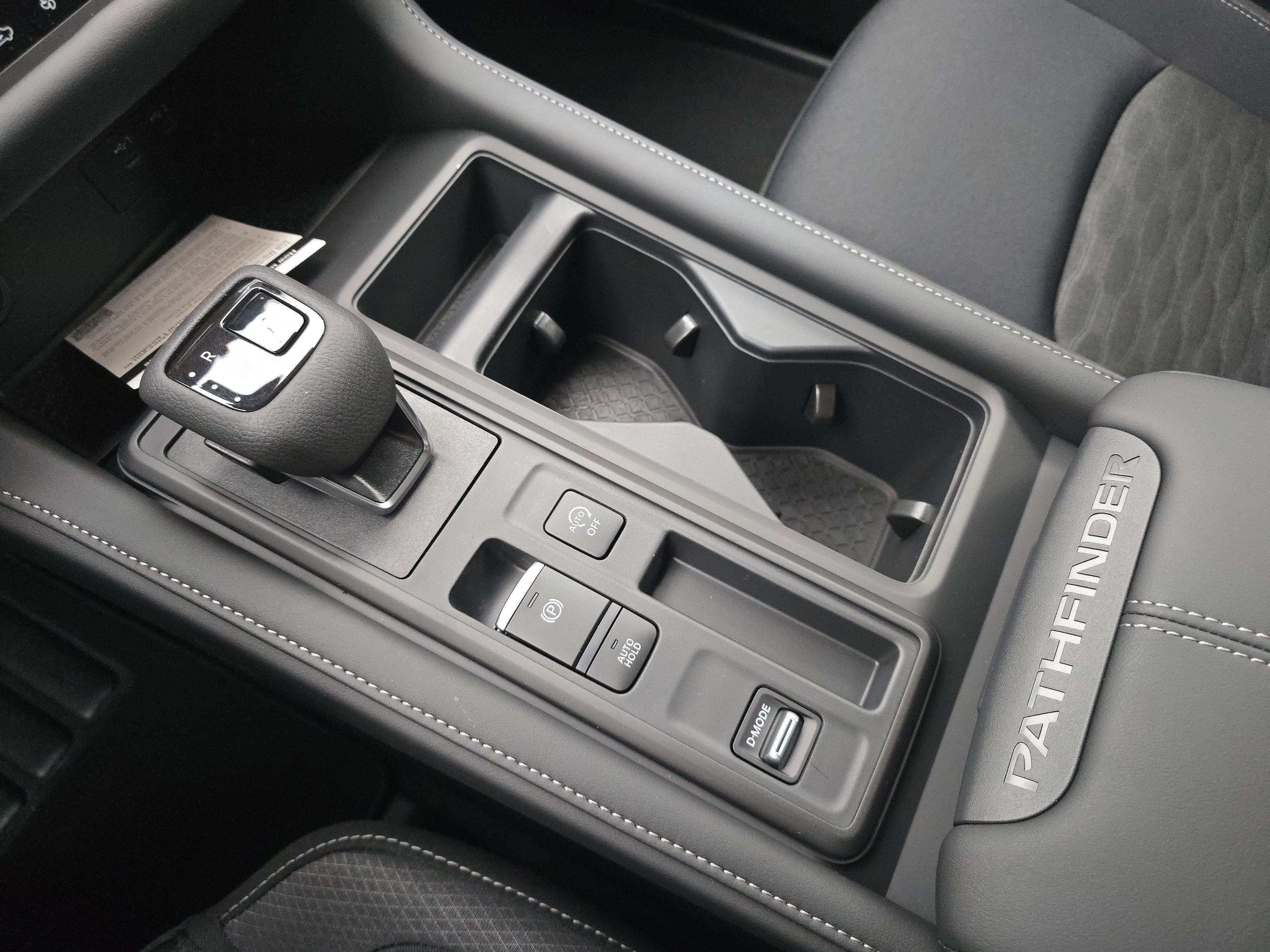 2026 Nissan Pathfinder S