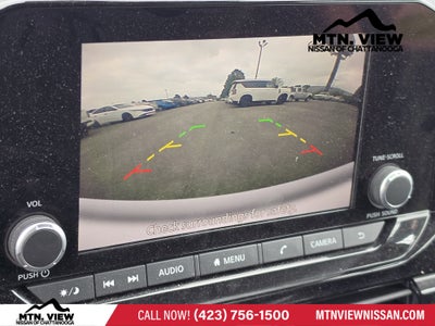 2023 Nissan Pathfinder SV