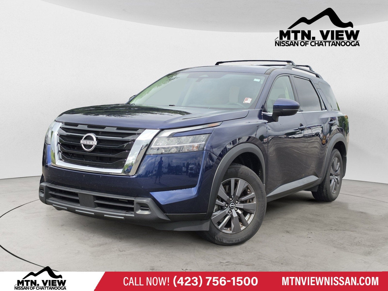 2022 Nissan Pathfinder SV 2WD's photo