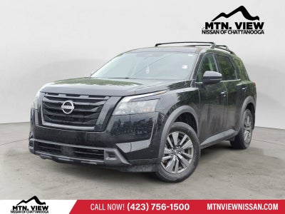 2023 Nissan Pathfinder SV