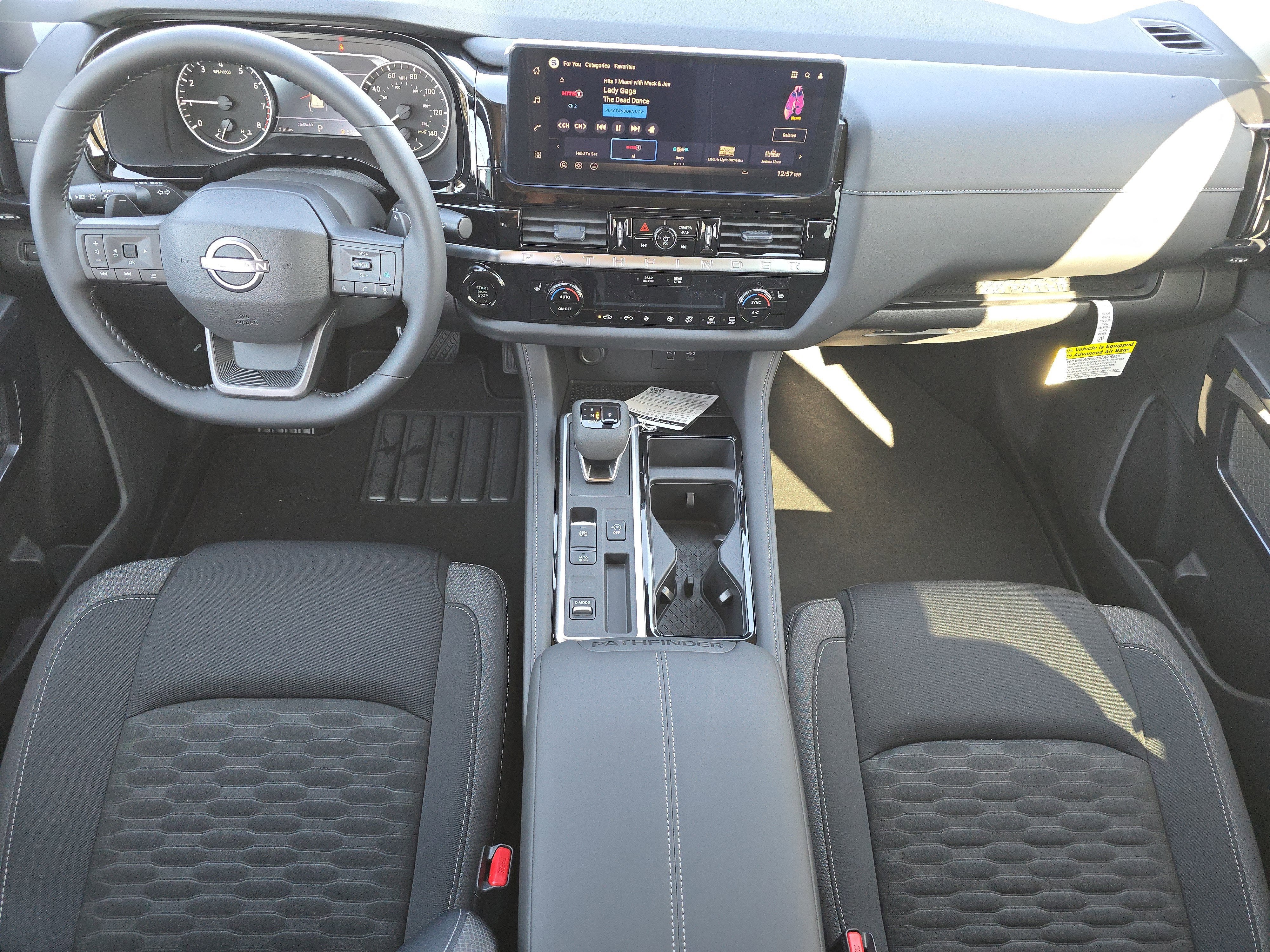 2026 Nissan Pathfinder SV