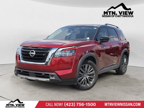 2022 Nissan Pathfinder SL