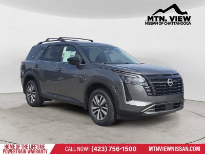 2026 Nissan Pathfinder SL