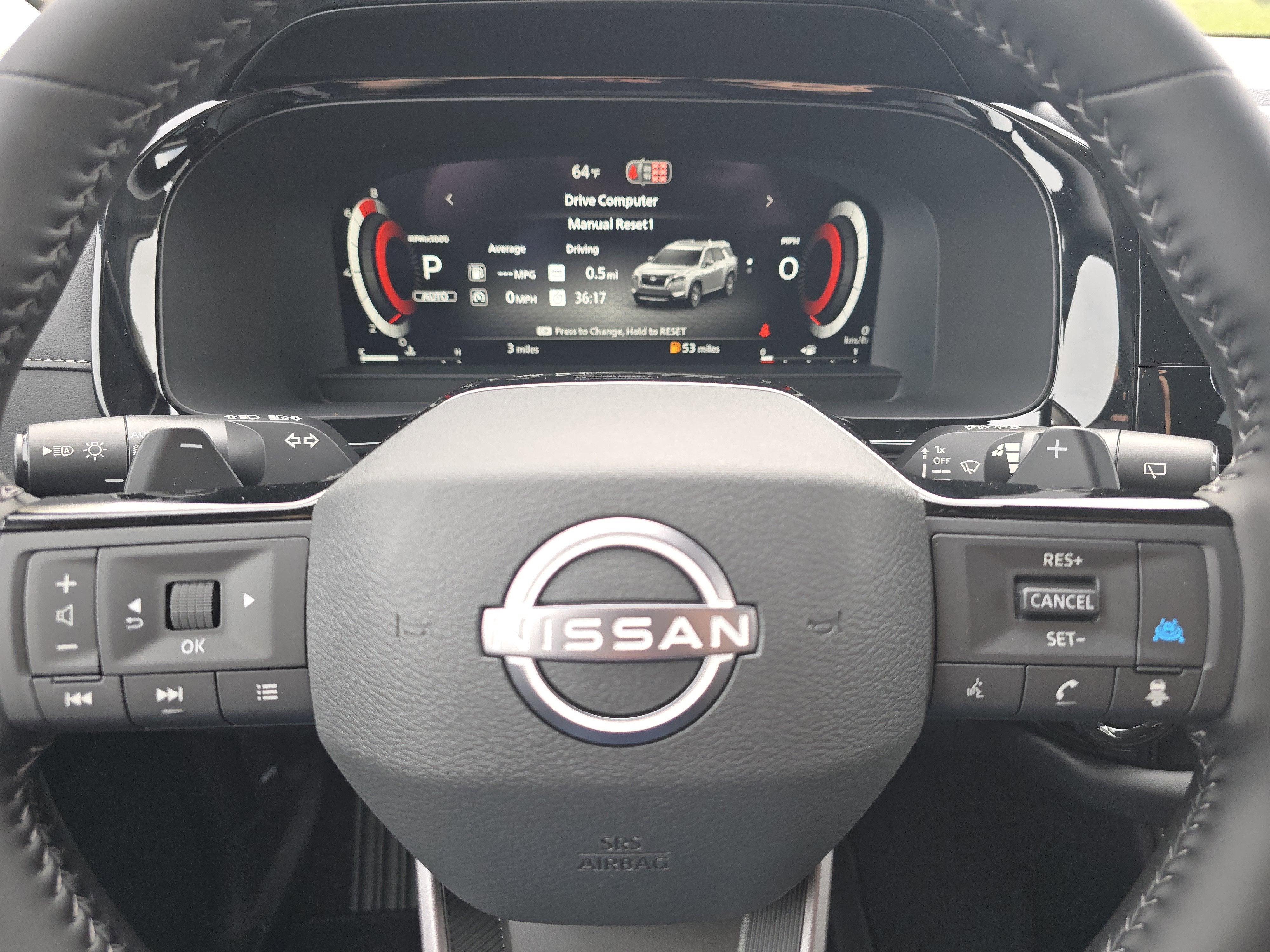 2026 Nissan Pathfinder SL