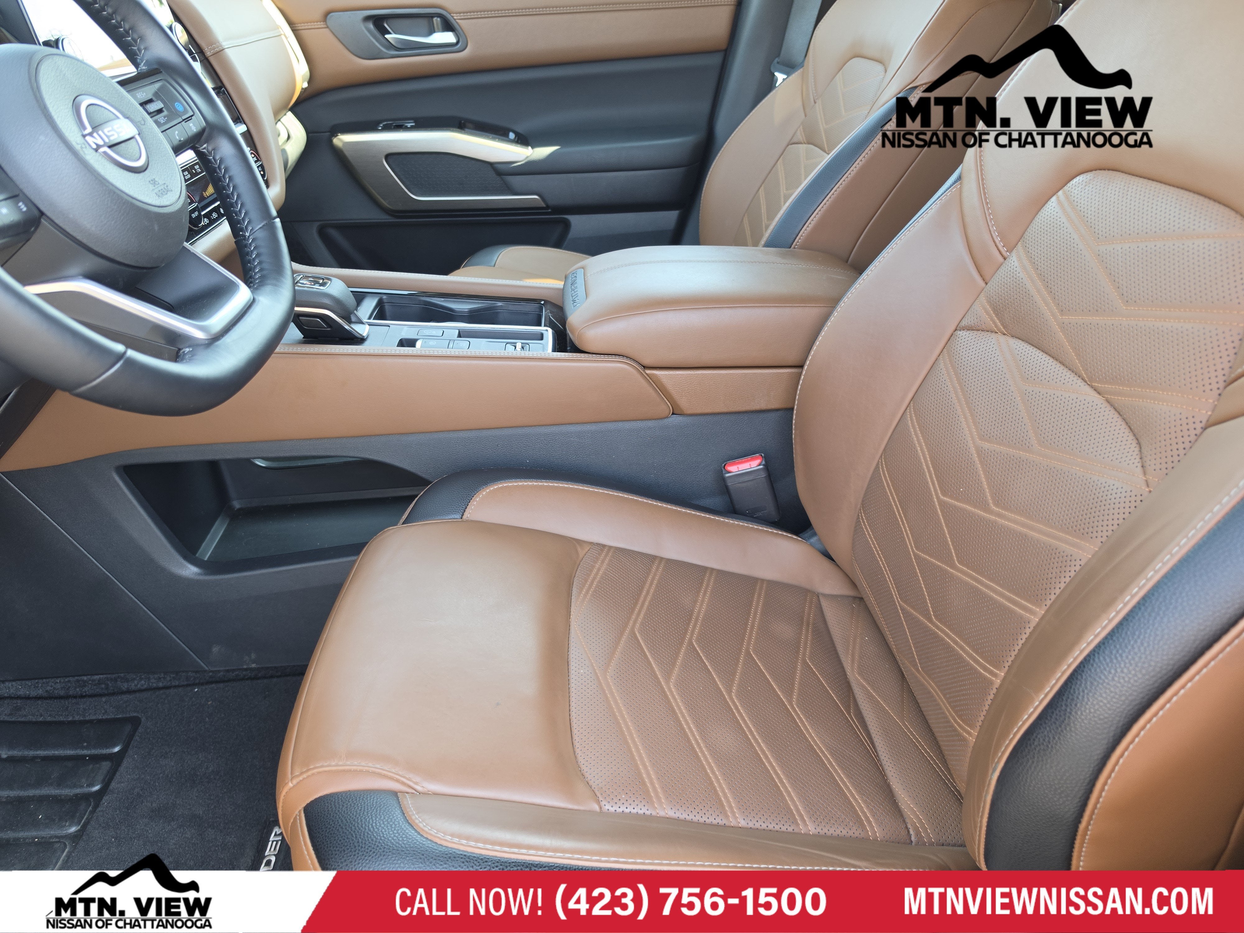 2025 Nissan Pathfinder Platinum