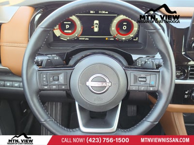 2025 Nissan Pathfinder Platinum