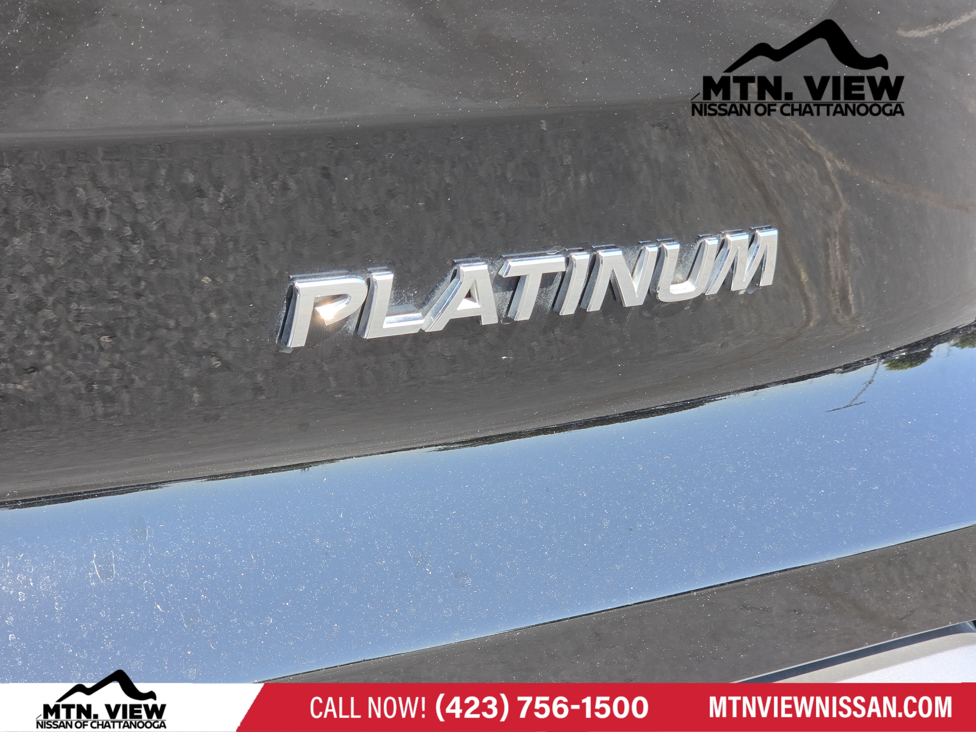 2025 Nissan Pathfinder Platinum