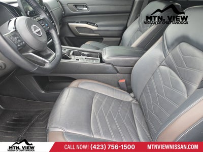 2023 Nissan Pathfinder Platinum