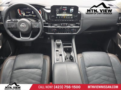 2023 Nissan Pathfinder Platinum