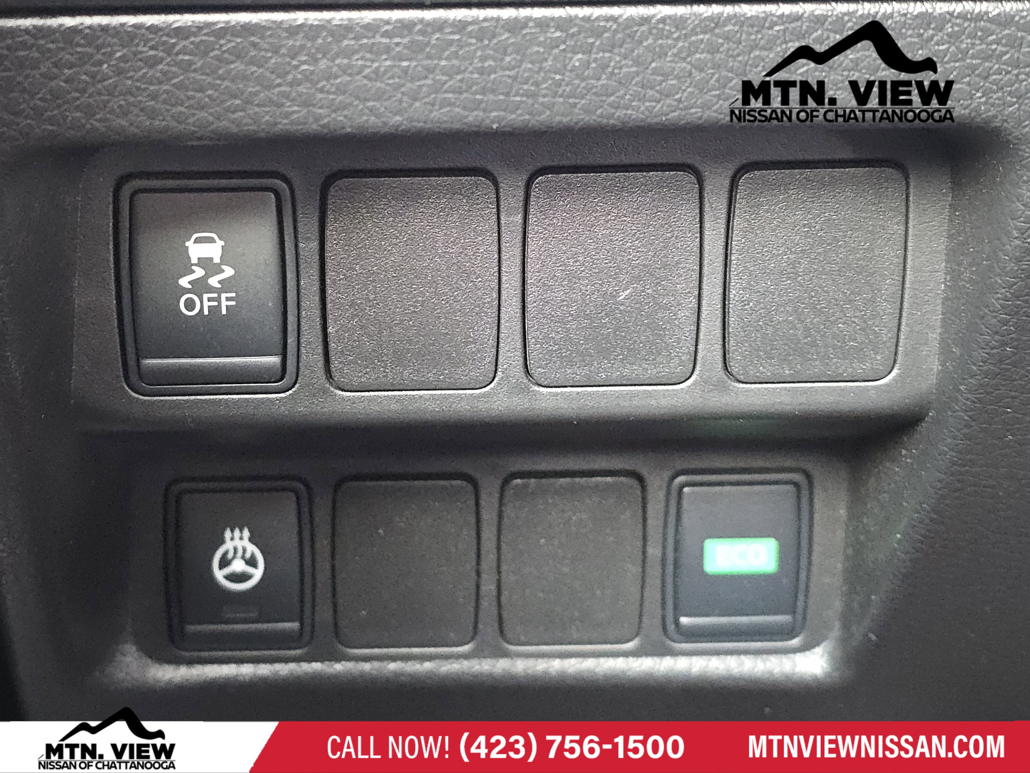 2017 Nissan Rogue Sport SL