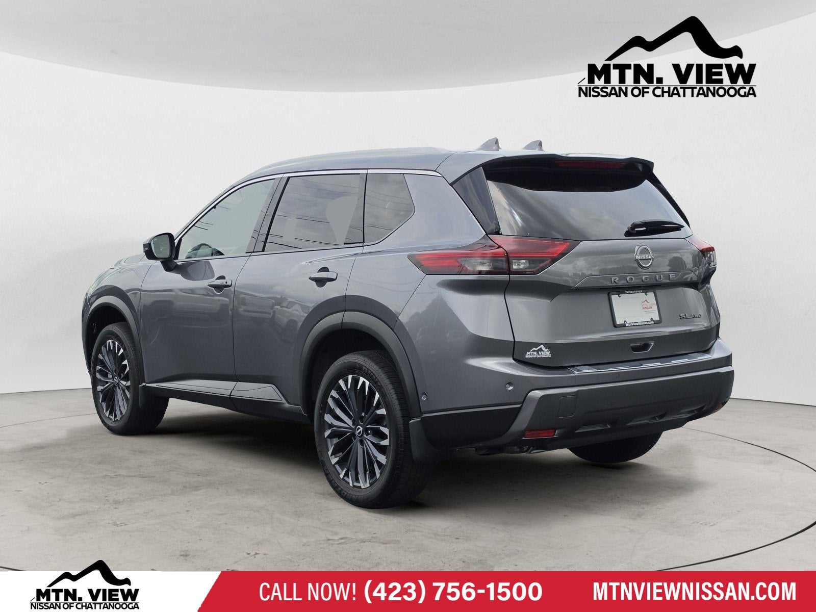 2025 Nissan Rogue SL