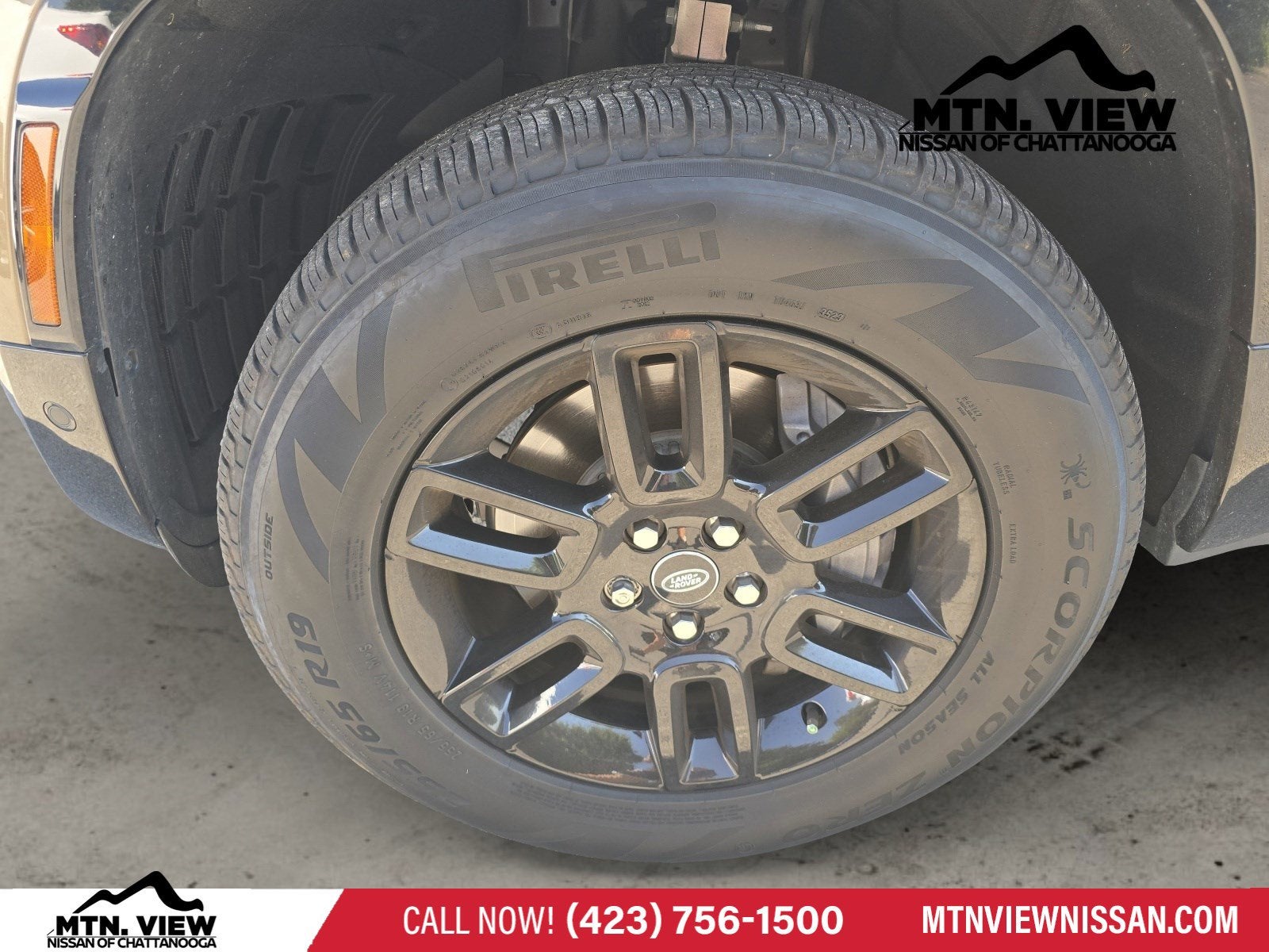 2024 Land Rover Defender X-Dynamic SE