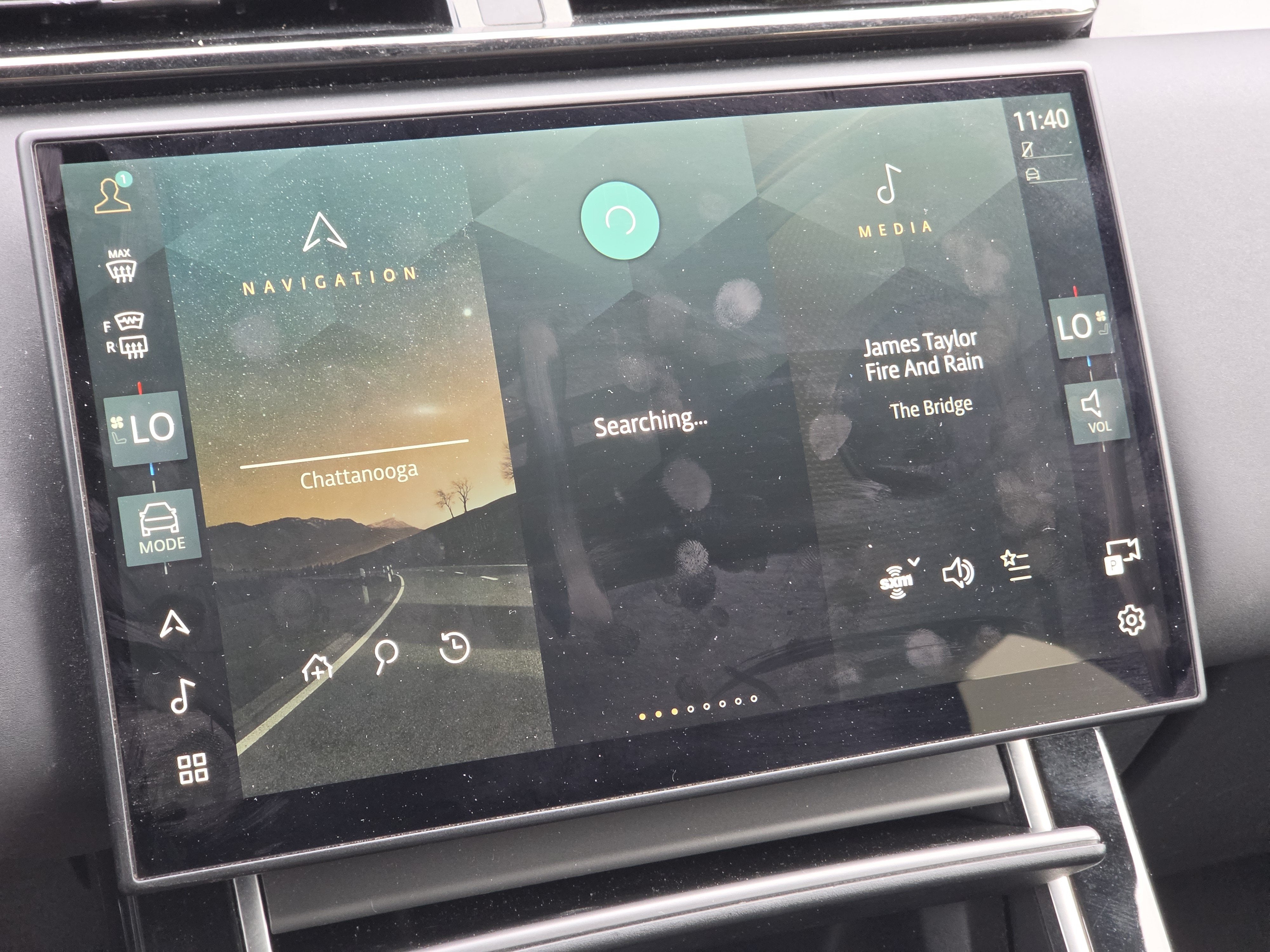 2025 Land Rover Range Rover Velar Dynamic SE