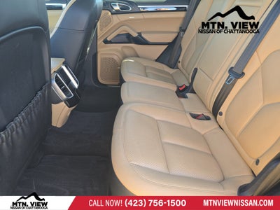 2016 Porsche Cayenne Base