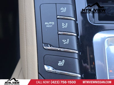 2016 Porsche Cayenne Base