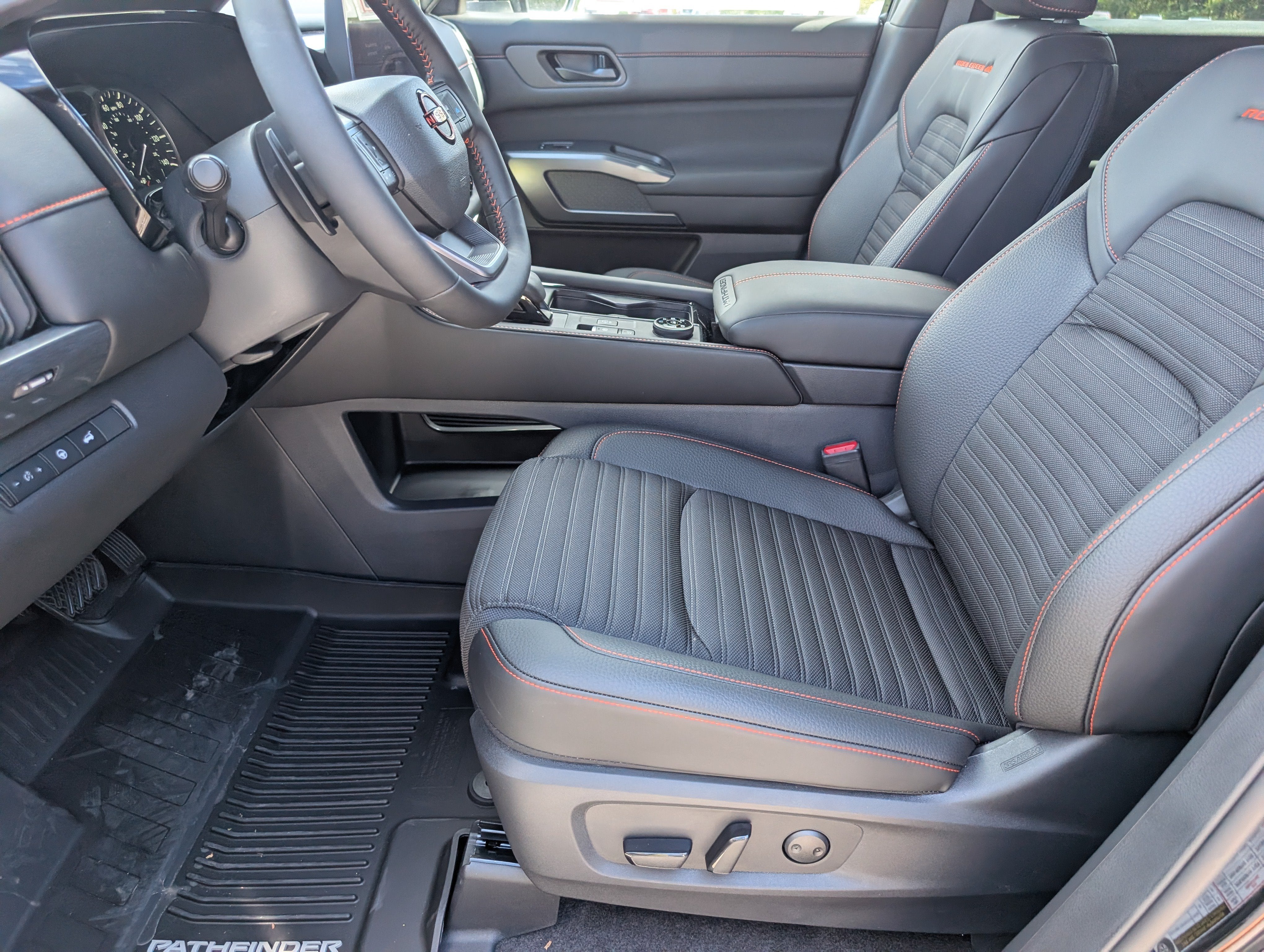 2026 Nissan Pathfinder Rock Creek®