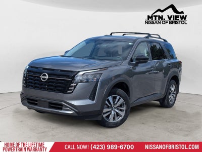 2026 Nissan Pathfinder SL